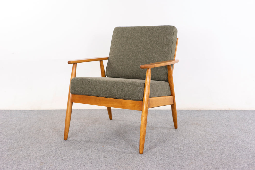 Beech Danish Lounge Chair - (326-055)