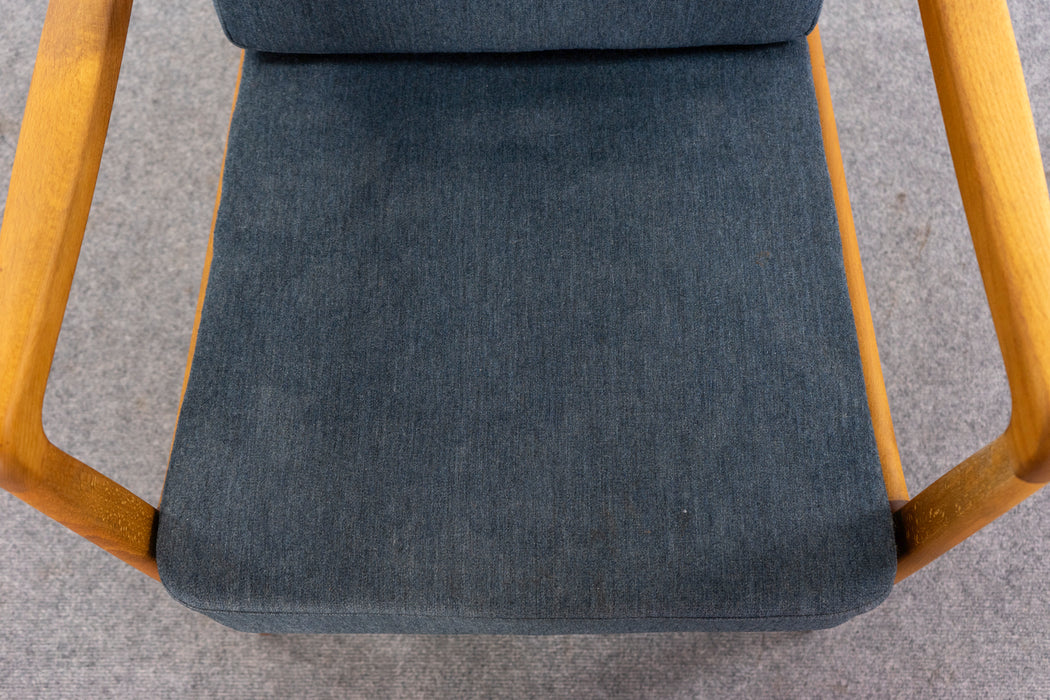 Beech FD 109 Lounge Chair by Ole Wanscher - (D1470)