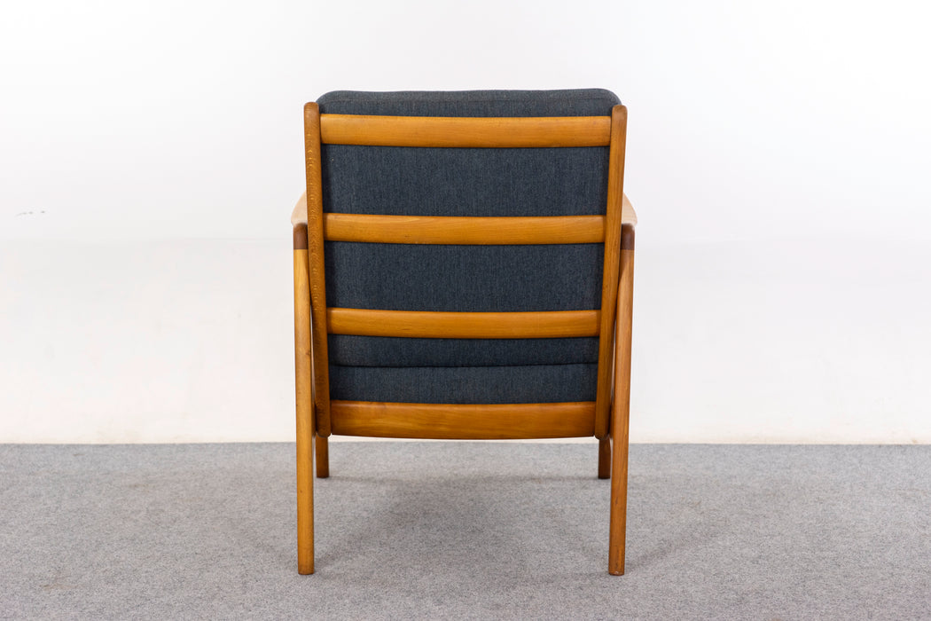 Beech FD 109 Lounge Chair by Ole Wanscher - (D1470)