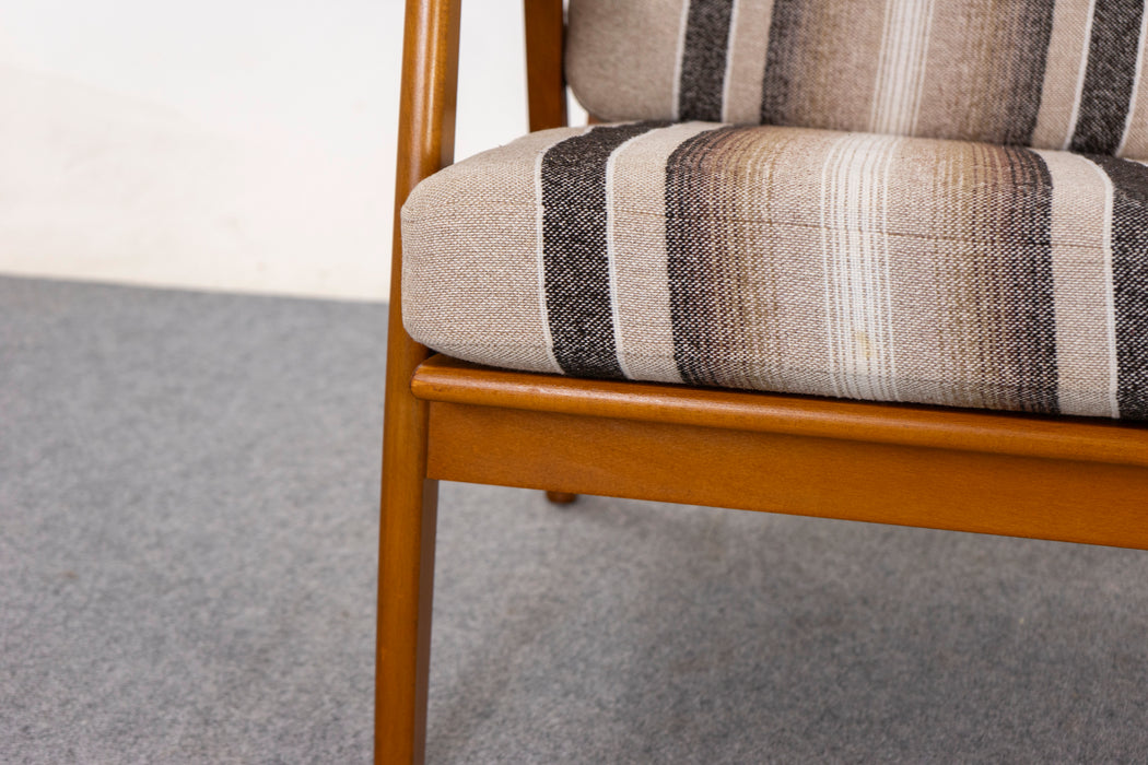 Beech Danish Sofa - (326-178)