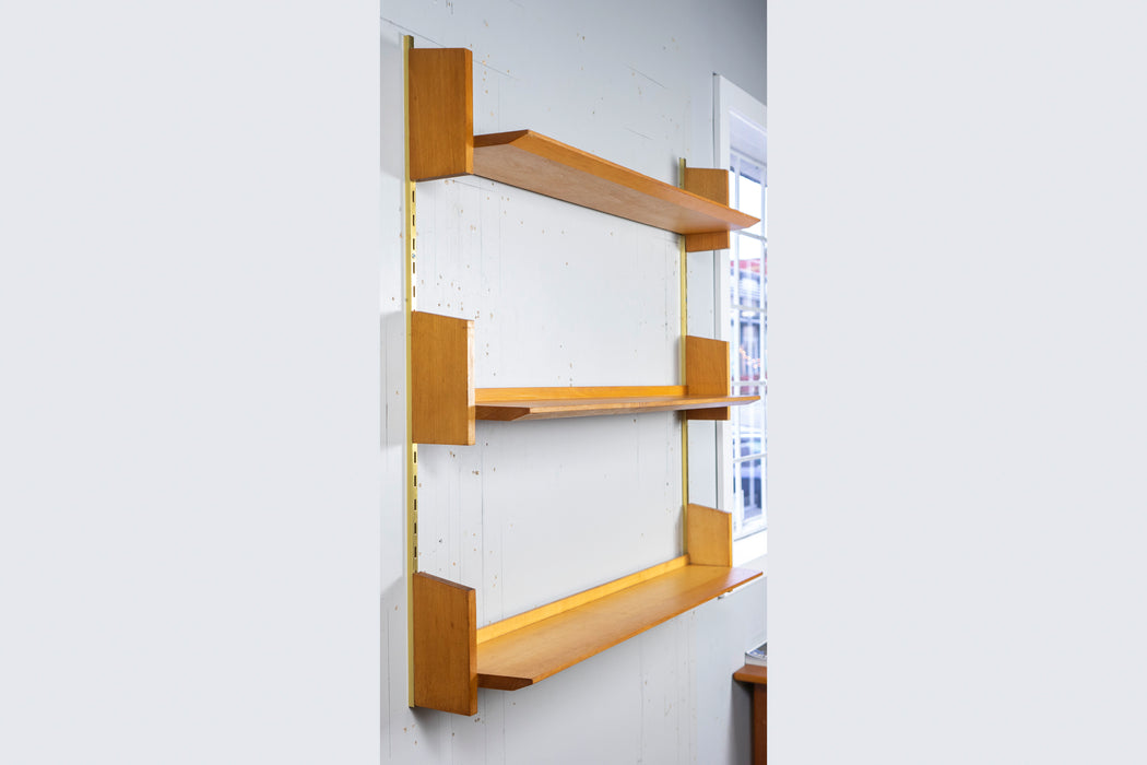 German Mid-Century Beech Wall Unit by WK Möbel - (327-013.3)