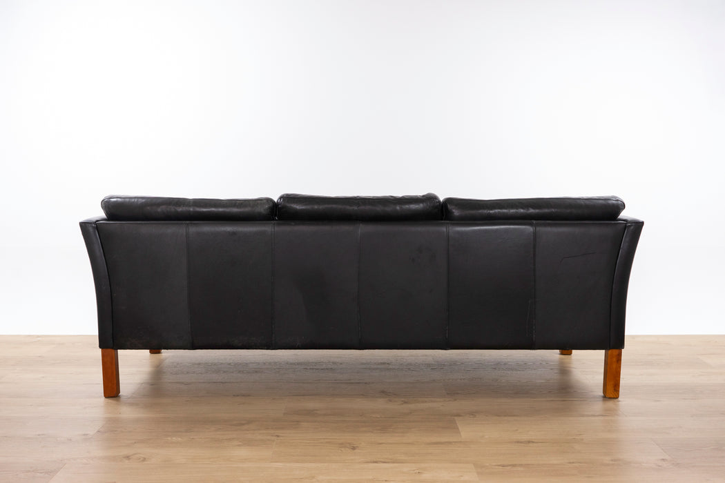 Danish Modern Black Leather Sofa - (327-146)