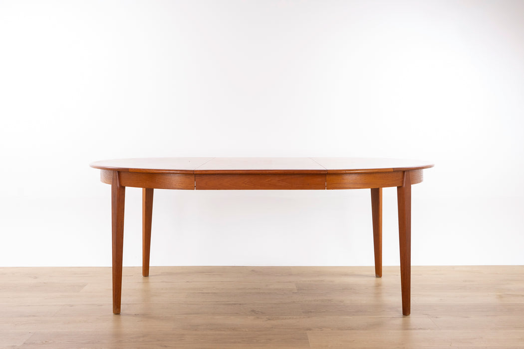Danish Modern Teak Dining Table by Sigh & Søn - (D1538)