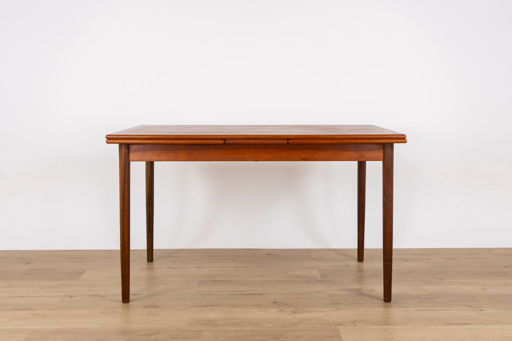 Danish Modern Teak Dining Table - (327-032)