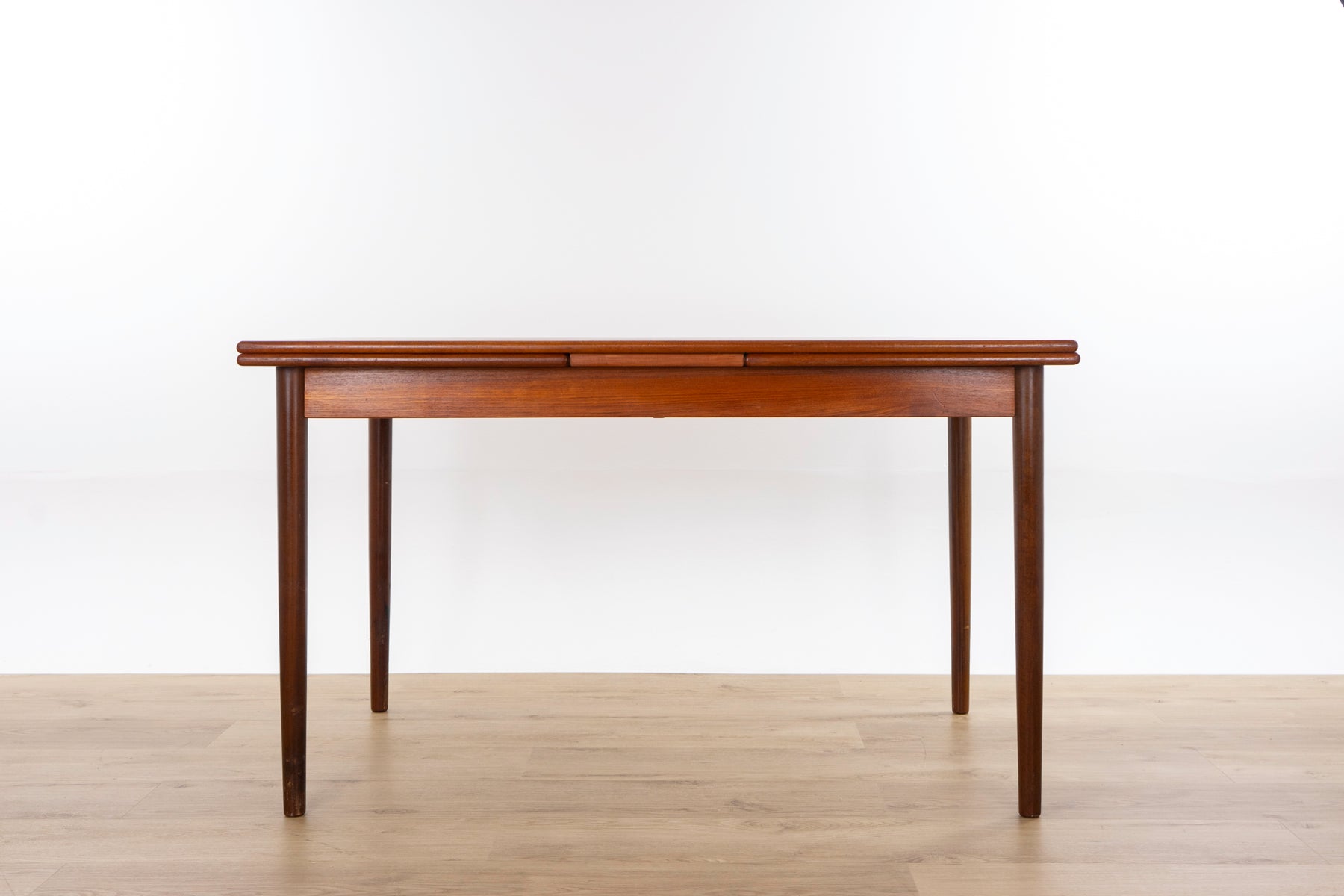 Danish Modern Teak Dining Table - (327-032)