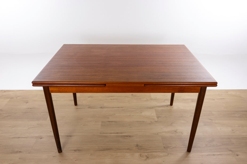 Danish Modern Teak Dining Table - (327-032)