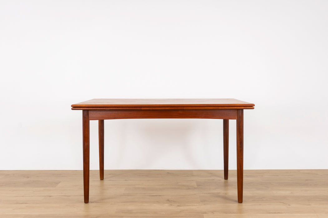 Danish Mid-Century Teak Dining Table - (327-034)