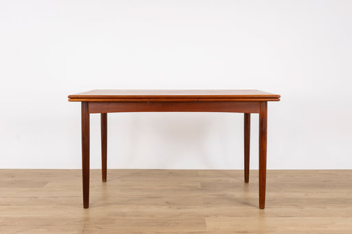 Danish Mid-Century Teak Dining Table - (327-034)