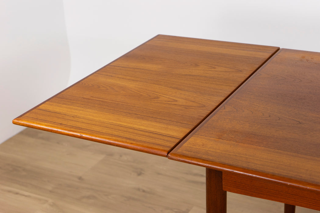 Danish Mid-Century Teak Dining Table - (327-034)
