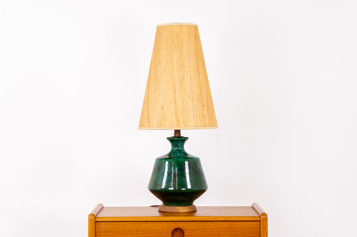 Mid-Century Modern Green Ceramic Table Lamp - (D1633)