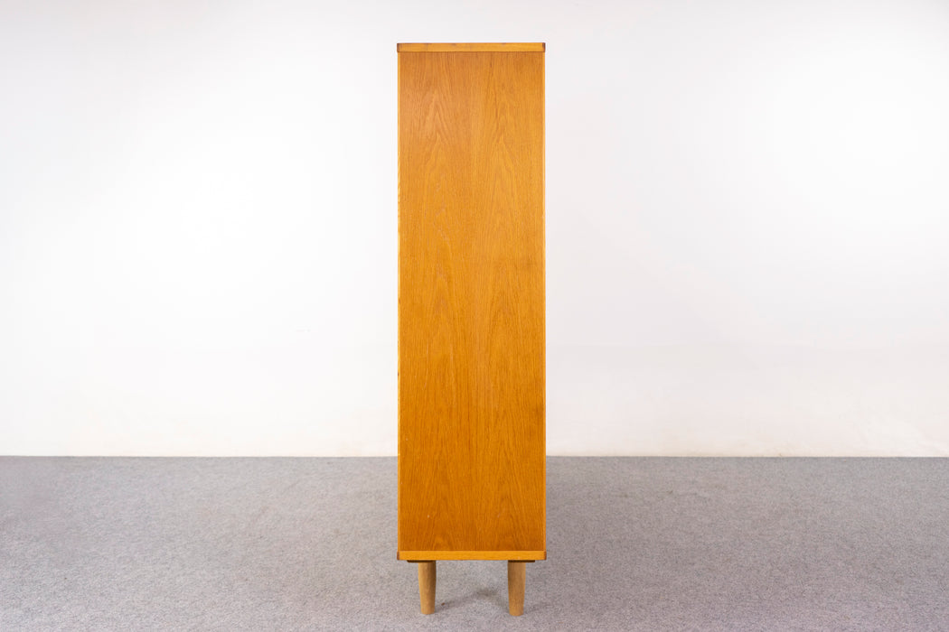 Oak Danish Bookcase - (326-039)