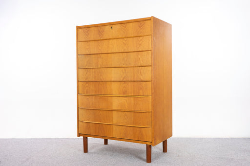 Oak Danish Mid-Century Dresser - (327-177)