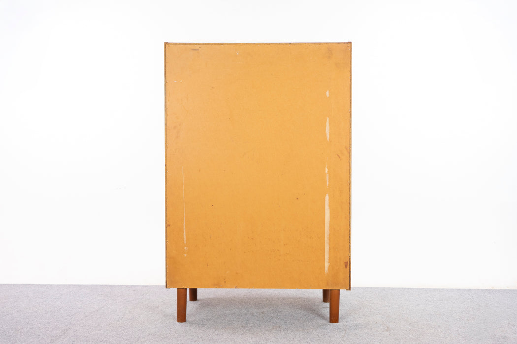 Danish Mid Century Oak Dresser - (327-177)