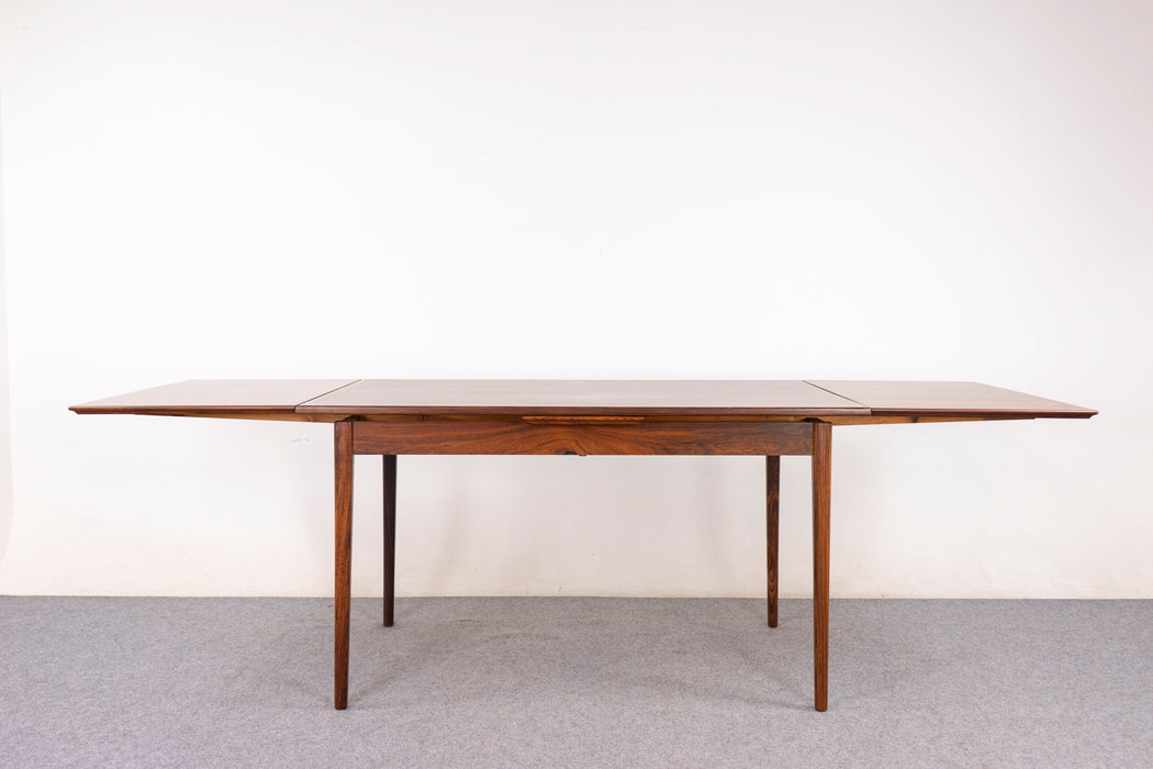Rosewood Danish Dining Table - (321-037)