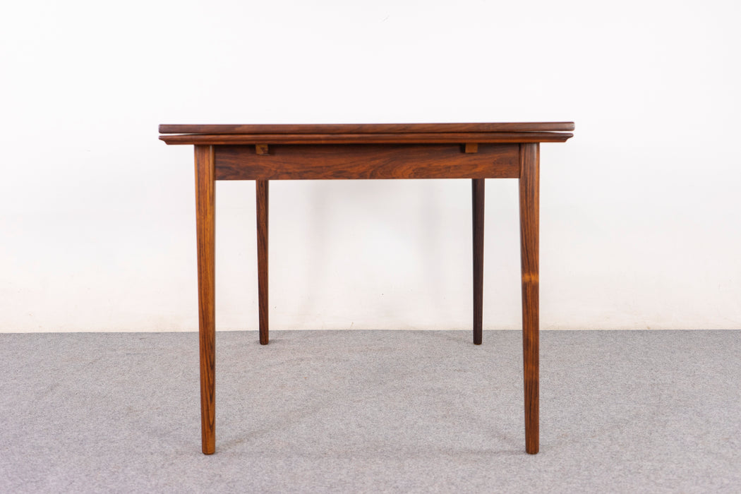 Rosewood Danish Dining Table - (321-037)