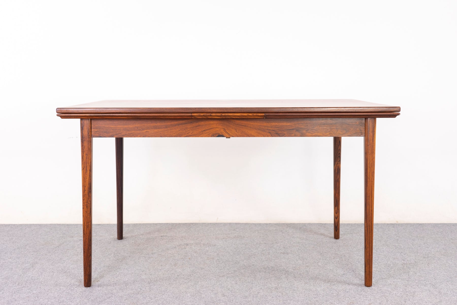 Rosewood Danish Dining Table - (321-037)