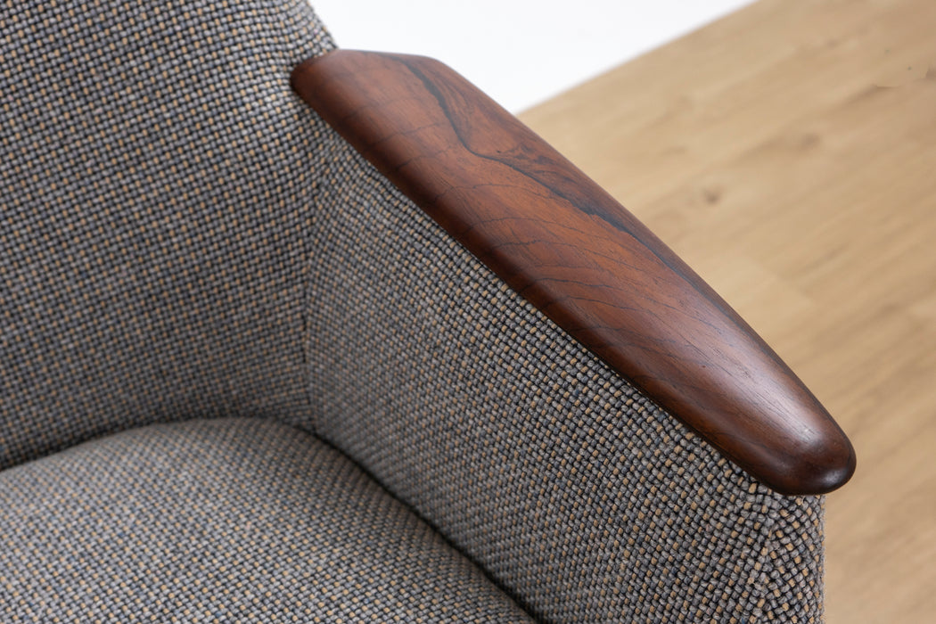 Danish Mid-Century Rosewood Easy Chair - (321-271)