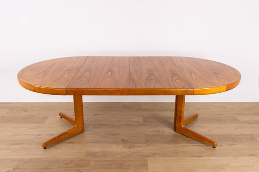 Mid-Century Modern Round Teak Dining Table - (D1626)