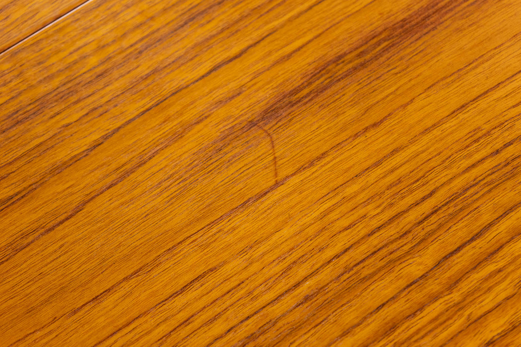 Mid-Century Modern Round Teak Dining Table - (D1626)