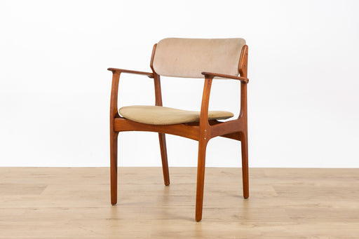 Model 50 Teak Armchair by Erik Buch - (D1117.1)