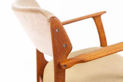 Model 50 Teak Armchair by Erik Buch - (D1117.1)