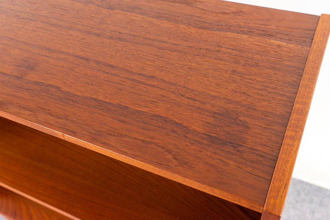 Teak Danish Bookcase - (326-237)