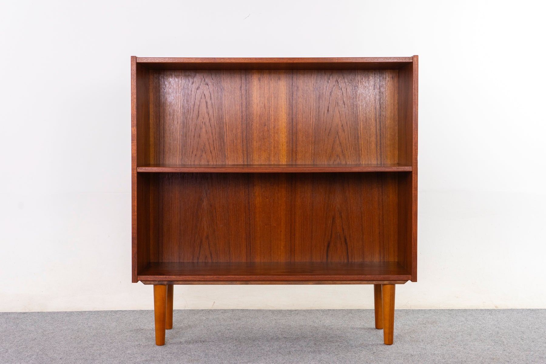 Teak Danish Bookcase - (326-237)