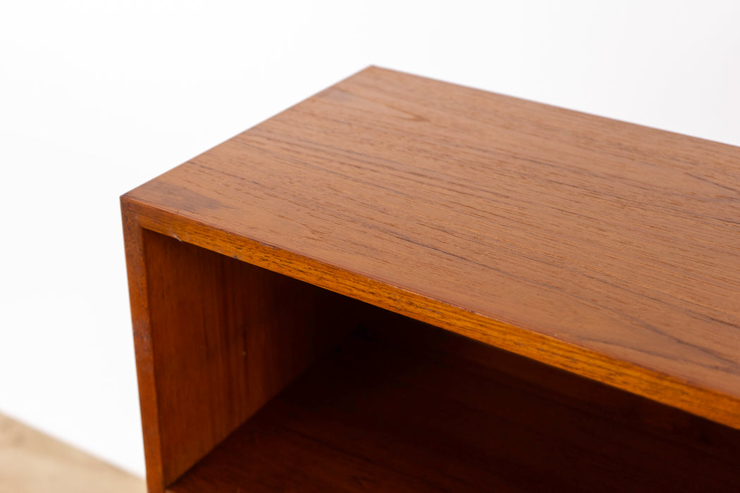 Mid-Century Modern Teak Bookcase - (327-061)