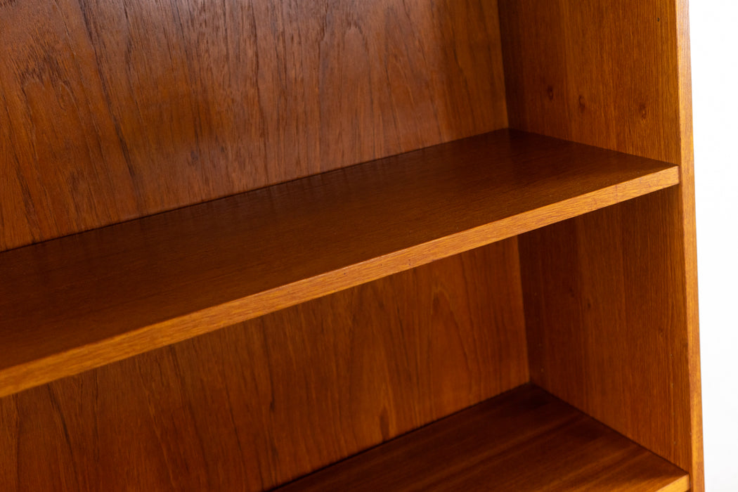 Danish Modern Teak Bookcase - (327-067)