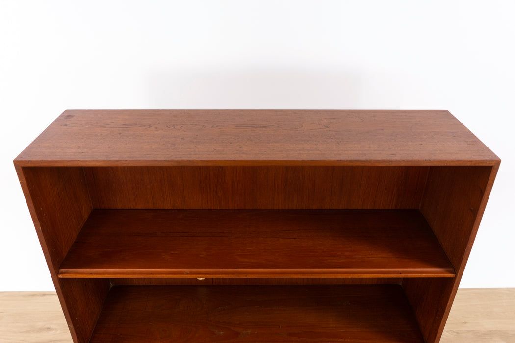Danish Mid-Century Teak Bookcase - (327-070)