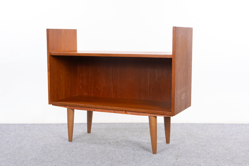 Danish Mid-Century Teak Bookcase - (327-165)