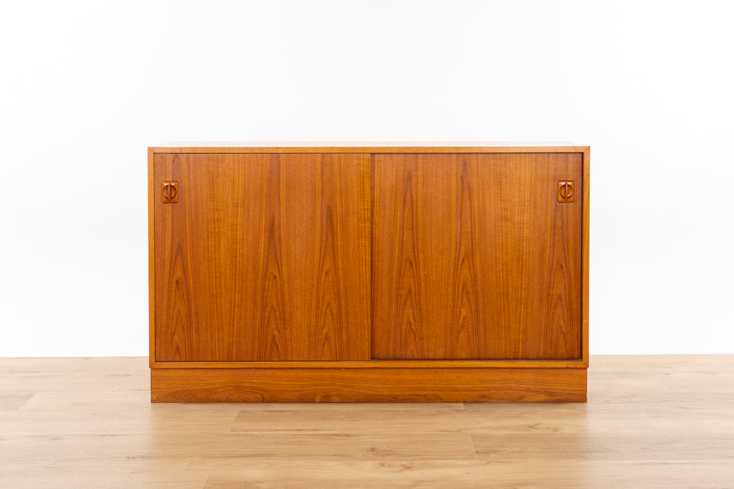 Danish Modern Teak Bookcase/Cabinet - (D1545)