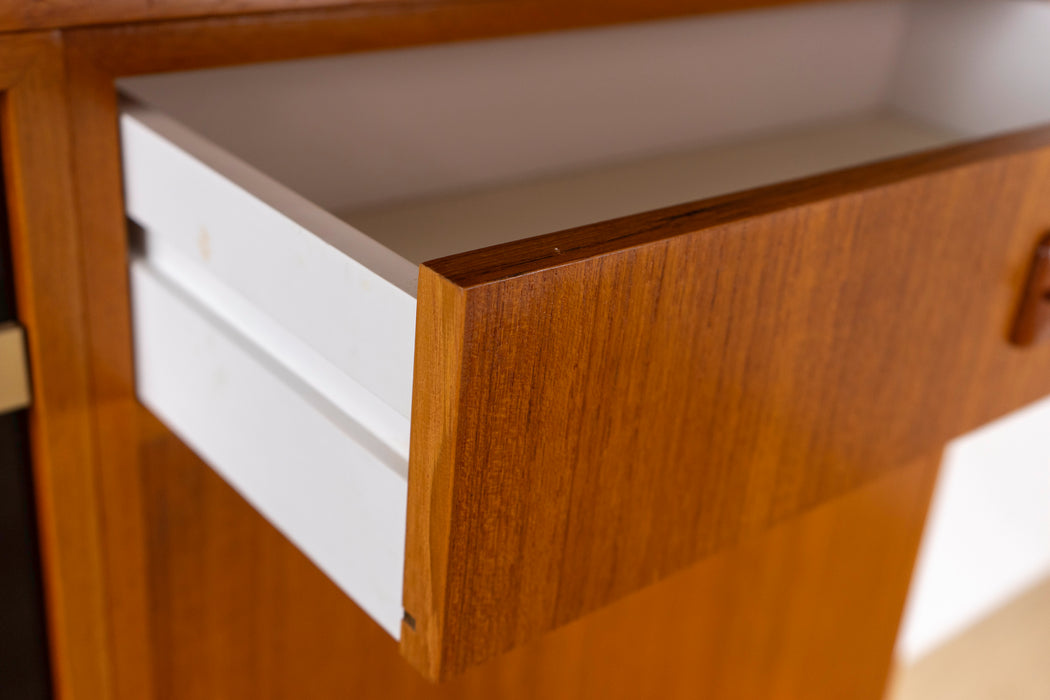 Danish Modern Teak Bookcase/Cabinet - (D1545)
