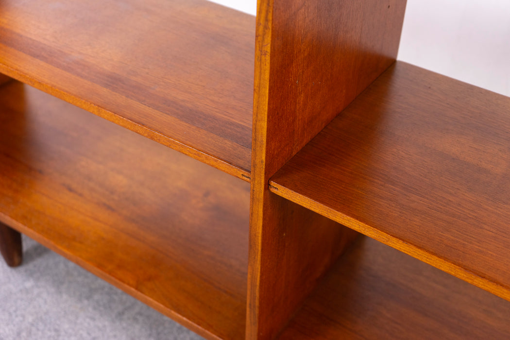 Danish Mid-Century Teak Bookcase - (D1498)