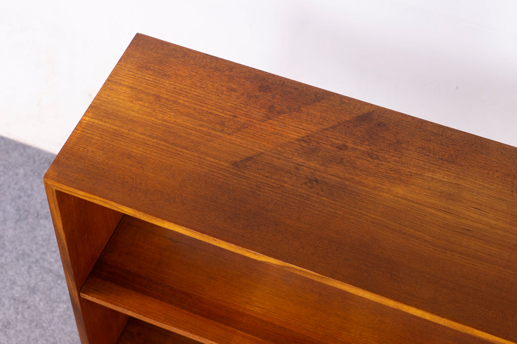 Danish Mid-Century Teak Bookcase - (D1498)