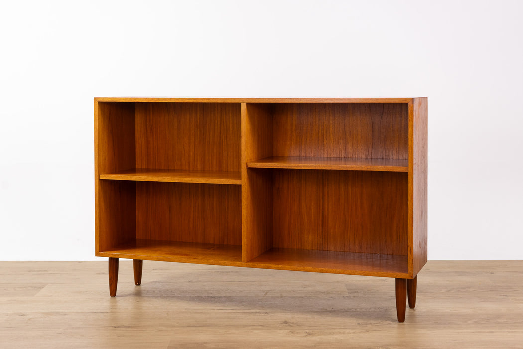 Danish Modern Teak Bookcase - (D1690)