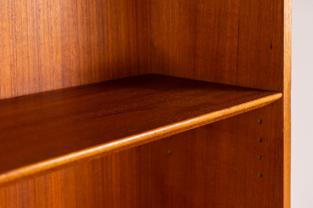 Danish Mid Century Teak Bookcase/Sectretary by Bornholm Møbelfabrik - (D1691)