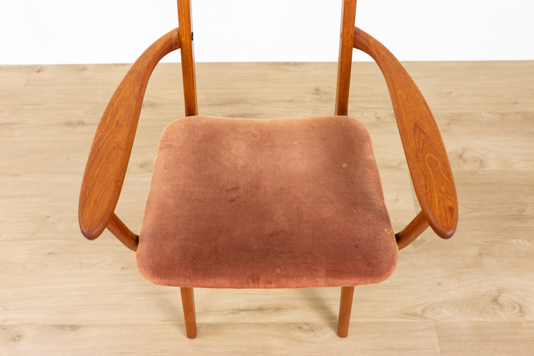 Model 83 Teak Captain's Chair by Boltinge Stolefabrik - (D1575)
