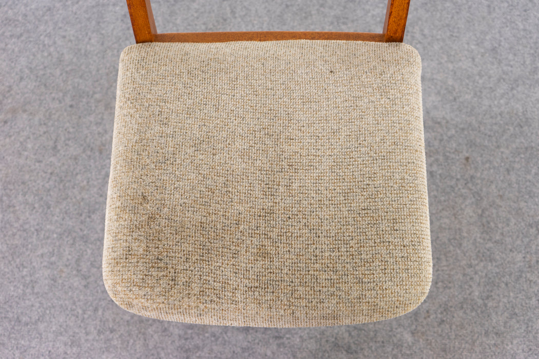 1 Danish Mid Century Teak Chair - (326-137.2)