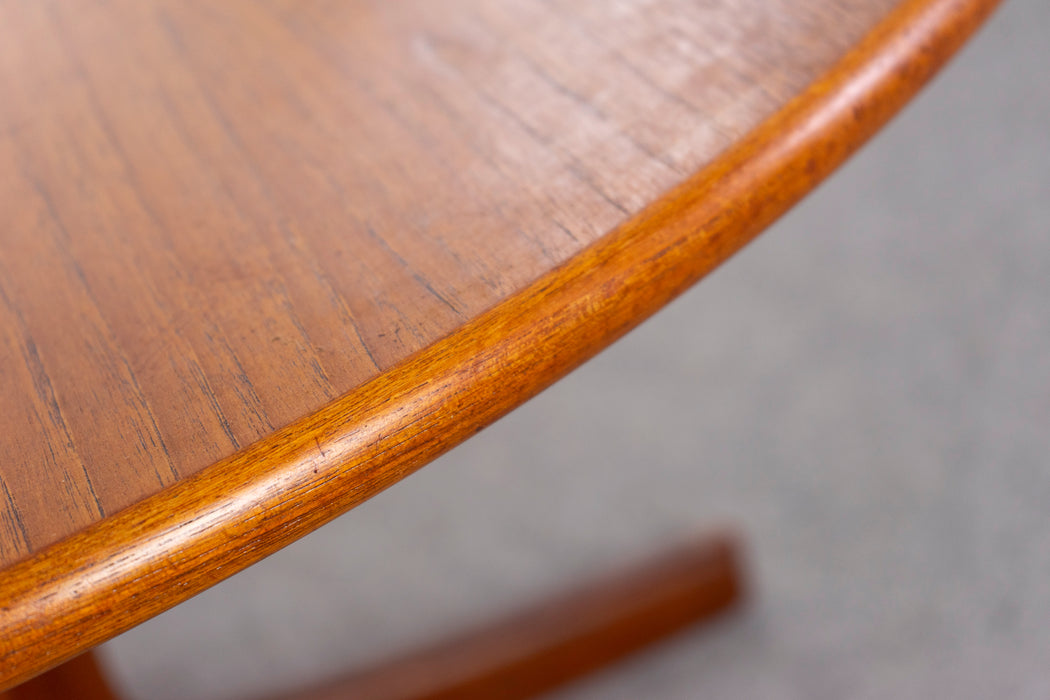 Teak Danish Coffee Table - (325-090)