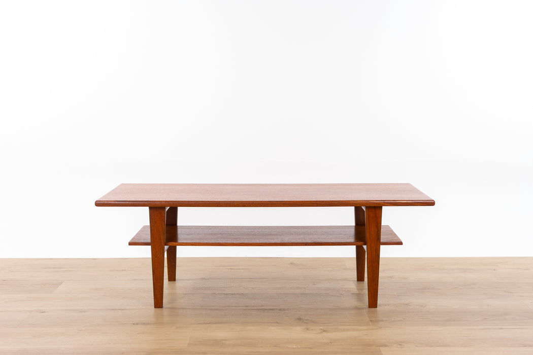 Danish Mid-Century Teak Coffee Table - (325-091)