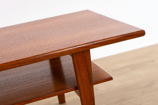 Danish Mid-Century Teak Coffee Table - (325-091)