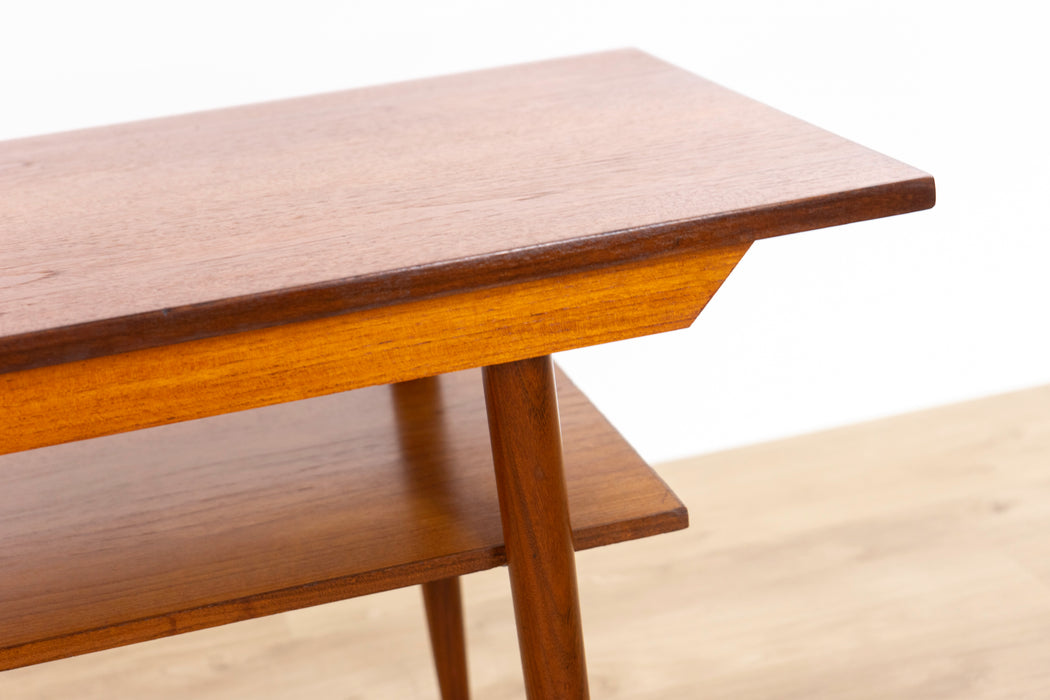 Danish Modern Teak Coffee Table - (D1580)