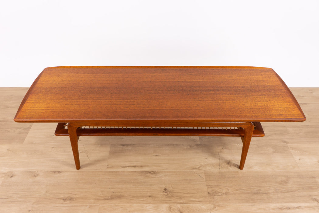 Danish Modern Teak Coffee Table - (D1620)
