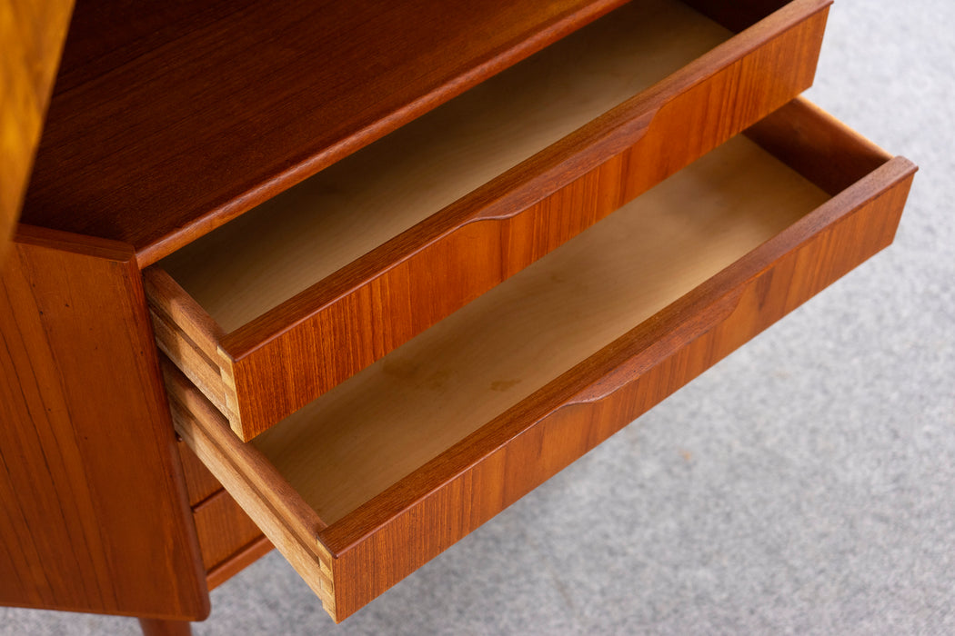 Danish Modern Teak Corner Cabinet - (327-078)