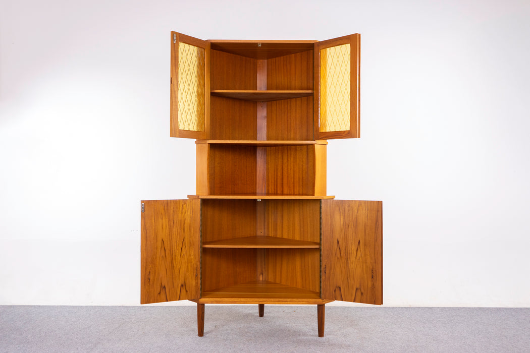 Danish Modern Teak and Glass Corner Cabinet - (D1455)