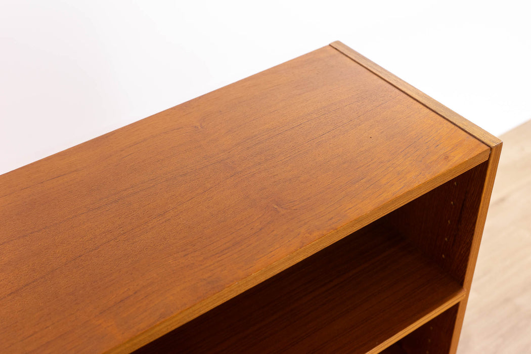 Danish Modern Teak Bookcase - (D1615)
