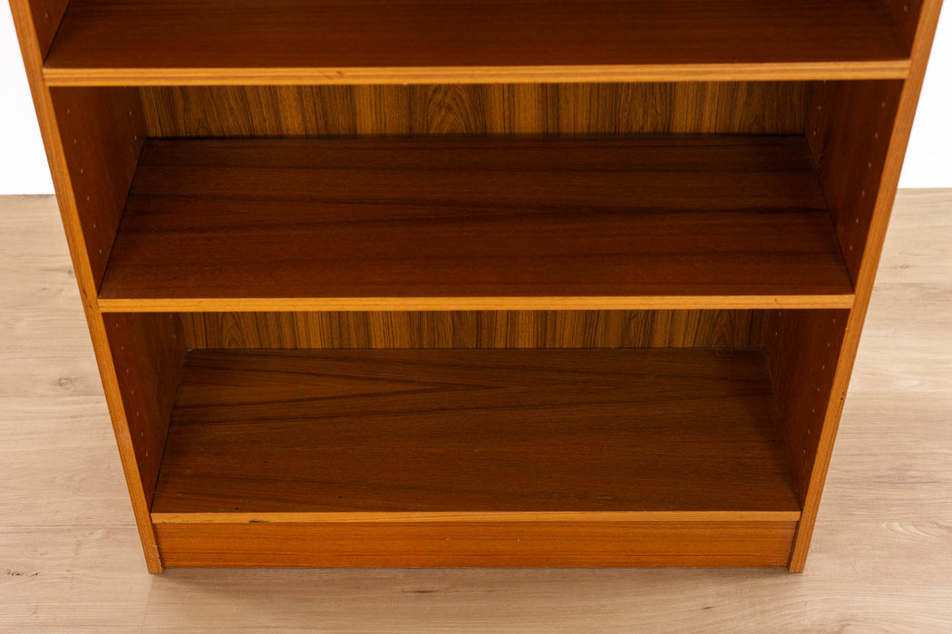 Danish Modern Teak Bookcase - (D1615)