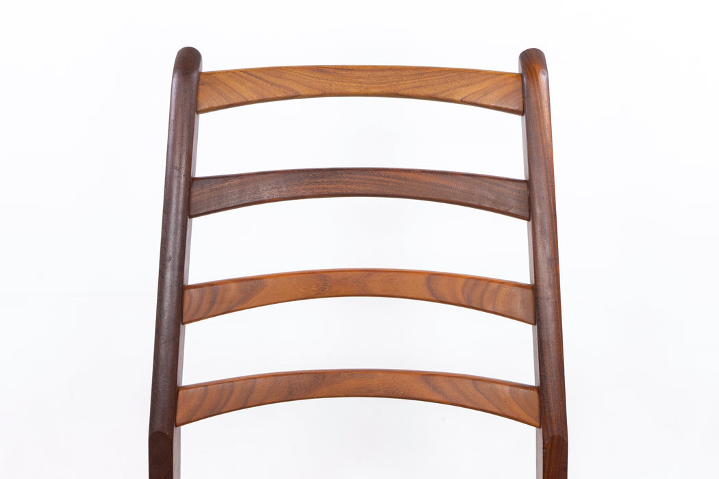 1 Teak Danish Mid-Century Dining Chair - (326-125.1)