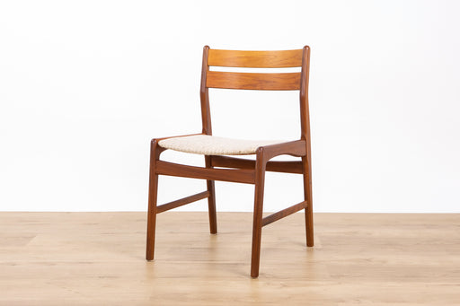 Danish Mid-Century Teak Chair - (D1567)